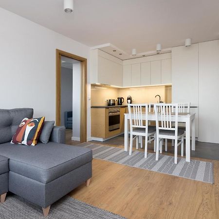 Ochota Homely Apartment Варшава Екстериор снимка